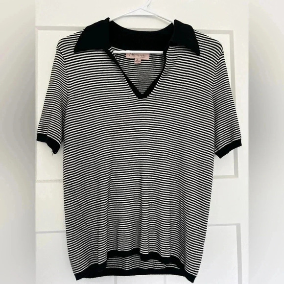 Philosophy women’s size Small V Neck black & white collared sweater - Picture 1 of 5